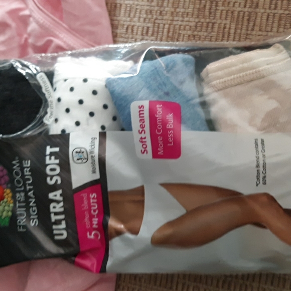 Panties - Picture 2 of 5